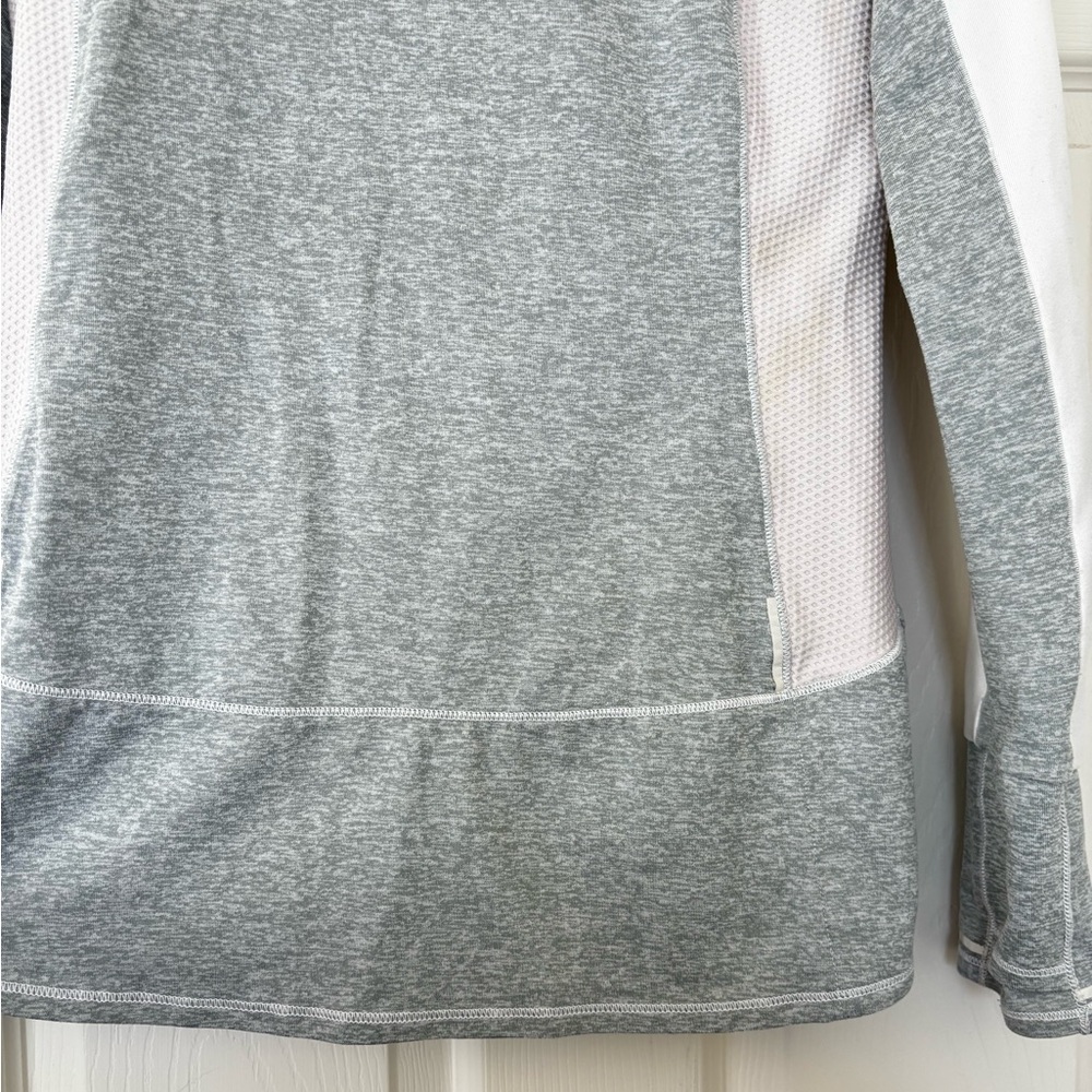 Athleta Heat Zone 1/2 Zip Pullover Long Sleeve Top with Thumb Holes - Picture 4 of 10